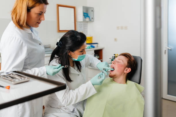 Best Tooth Infection Emergency Dentist  in Dewitt, MI